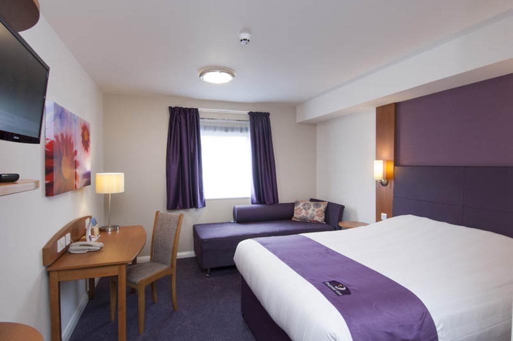 Premier Inn Dundee West Dış mekan fotoğraf