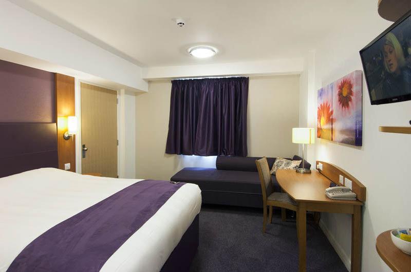 Premier Inn Dundee West Dış mekan fotoğraf